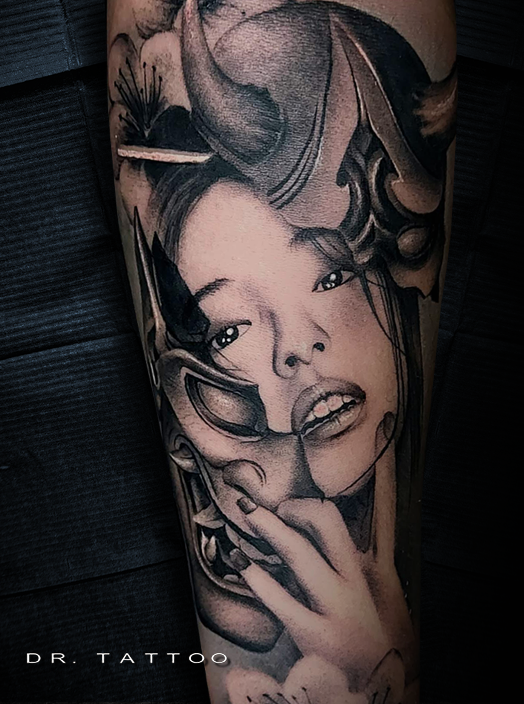 CUADRICULA ORIENTAL MASCARAS